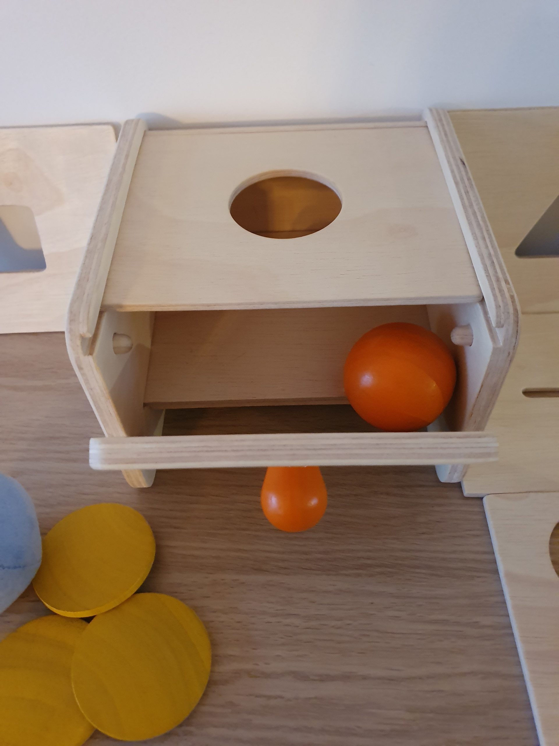TOYANDONA 1 Pièces Boîte de Permanence Dobjet Montessori avec Balle